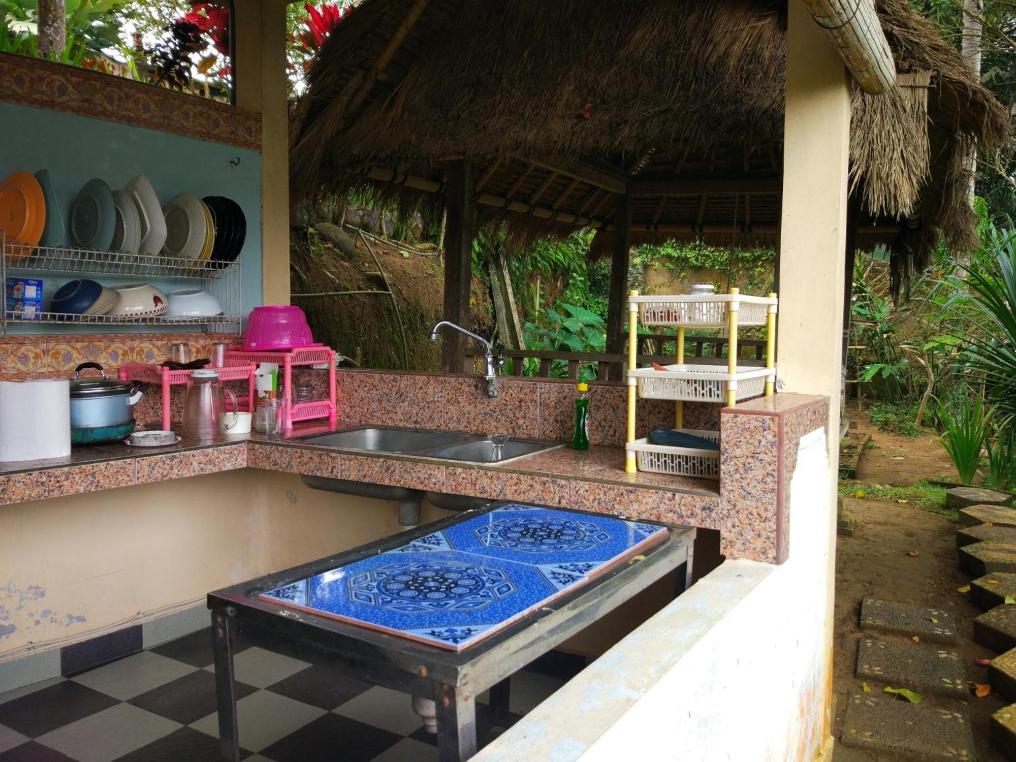 Tirta Asri Ubud Villa ภายนอก รูปภาพ
