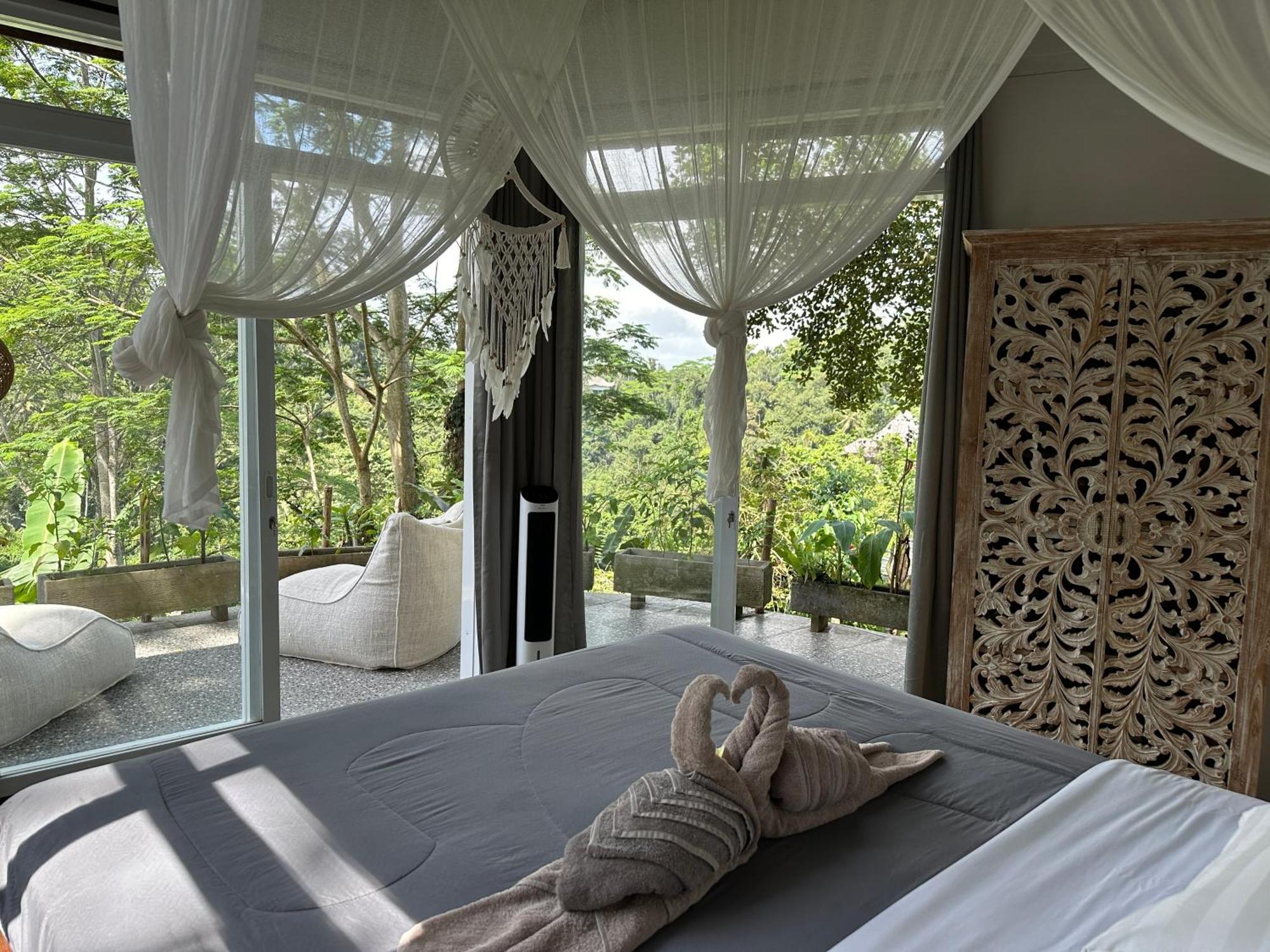 Tirta Asri Ubud Villa ภายนอก รูปภาพ
