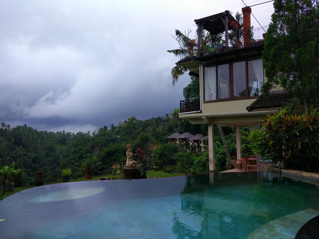 Tirta Asri Ubud Villa ภายนอก รูปภาพ