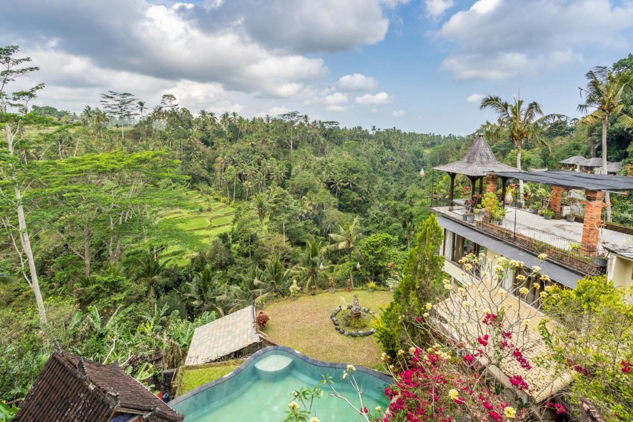 Tirta Asri Ubud Villa ภายนอก รูปภาพ