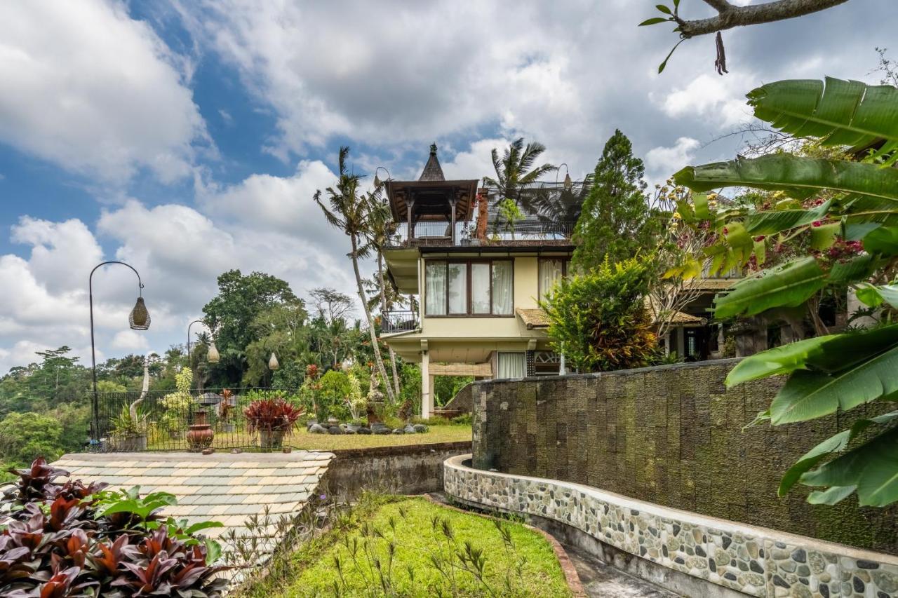 Tirta Asri Ubud Villa ภายนอก รูปภาพ